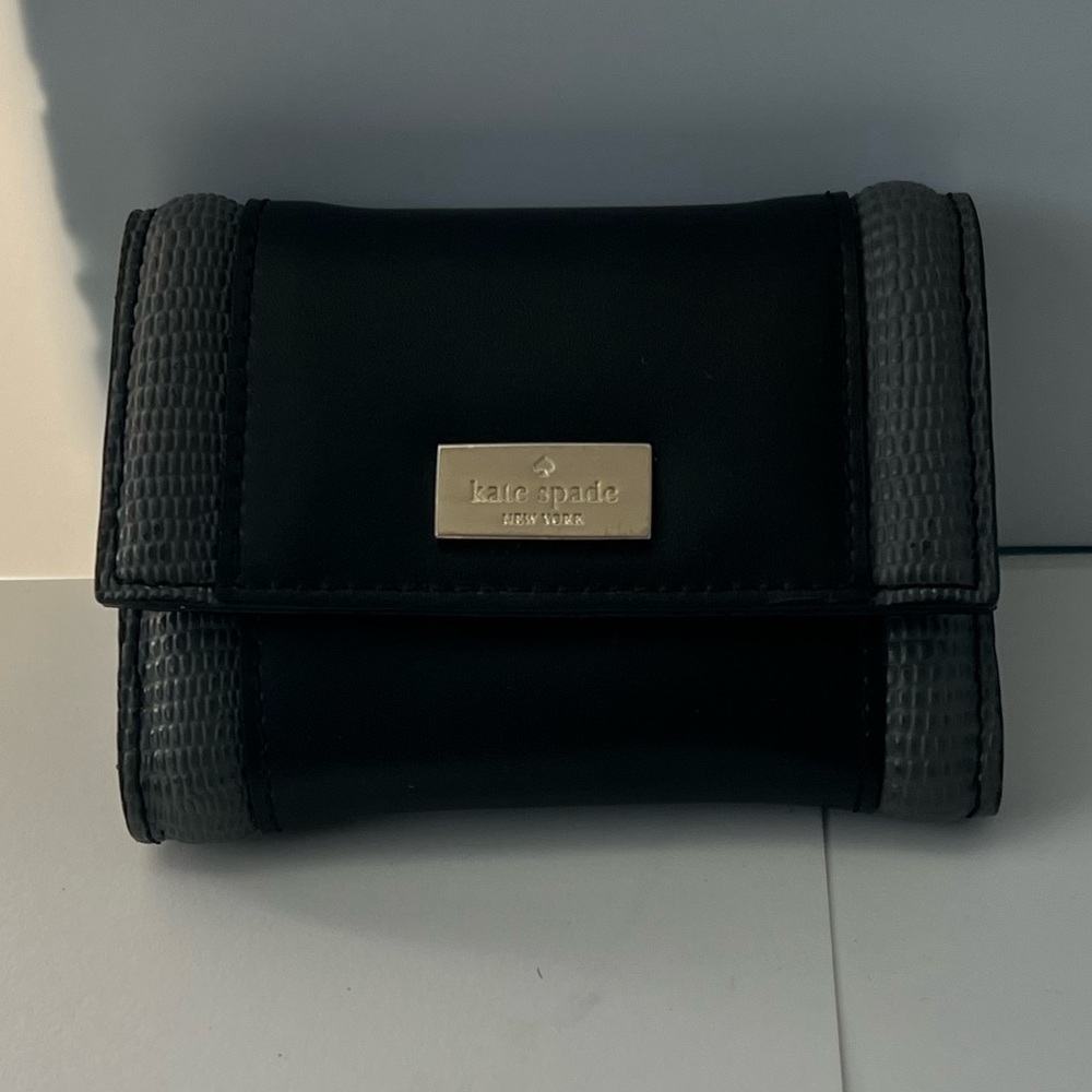 ♠️Y2K Kate Spade Darla Wallet Black Leather Compact Regatta Court Small Designer